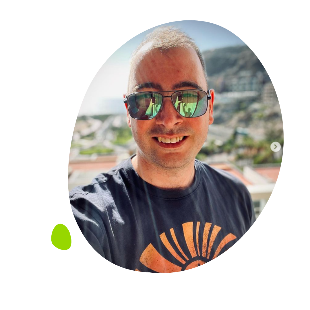 John with reflection blobbed