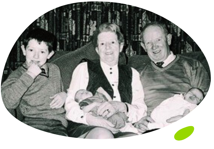 Rory's MM Rory with grandparents & twins