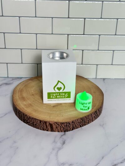 Tealight holder and led candle